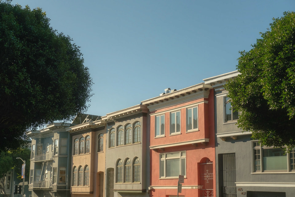 Facades, photograph 9